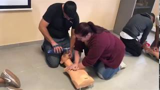 Ciclo Emergencias Sanitarias clase práctica RCP [upl. by Ylliw907]