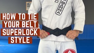 Brazilian JiuJitsu How to tie your belt superlock style [upl. by Assenna911]