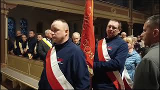 W liturgii uczestniczyły poczty sztandarowe NSZZ quotSolidarnośćquot Akademii Pomorskiej Rycerzy Kolumba [upl. by Myca]