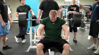 19 year old benches 500lbs raw [upl. by Vernor]