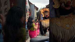 Nonton Barong bangkung [upl. by Emirej]