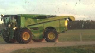 John Deere Class 10 Combine Prototype  September 2013 [upl. by Ahsenroc]