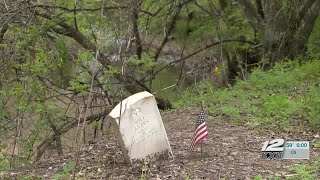 Erosion at Sherman cemetery brings graves close to falling in creek [upl. by Toinette794]