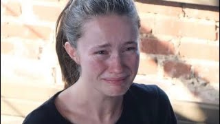 Sigrid being VERY emotional and crying on stage in Nashville🫶🏻😭 Sigrid Live Sigrid Raabe [upl. by Aennaej]