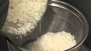 How to Make Sushi Rice  Russian [upl. by Nipahc]