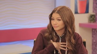 EXCLUSIVE Zendaya Talks Fashion Police’s Return I Hope Their Show Can Be More Positive [upl. by Ohaus]