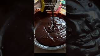 Ganache très facile ganache chocolat facile et rapideوصفة قاناش الشكولاطة [upl. by Oicangi]