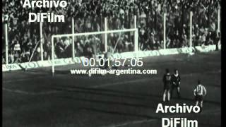 DiFilm  Estudiantes La Plata vs Lanus  Metropolitano 1968 [upl. by Nauhs728]