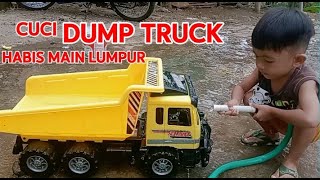 Cuci mainan DUMP TRUCK sekalianichie di cuci 🤣 [upl. by Gapin573]