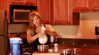 HOW TO MAKE ALMOND MILK [upl. by Trimble]