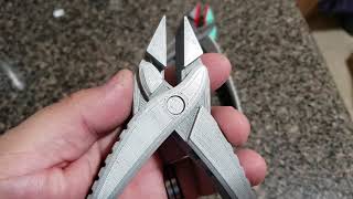 3D Print in Place Parallel Pliers  Multimaterial Version [upl. by Yeslek]