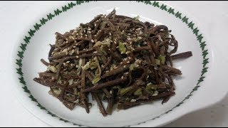 KOREAN SEASONED BRACKEN SIDE DISH RECIPE 고사리나물 GOSARINAMUL [upl. by Enyrb]