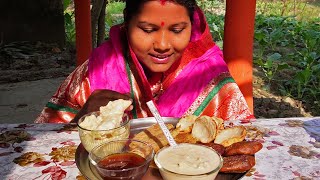 Poush Sankranti Special Pithe EatingPoush Parbon Special Pitha EatingPithe Puli EatingPatishapta [upl. by Carr]