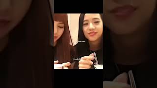 lisoo funny moments 😁🤣blackpink lisoo lisa jisoo [upl. by Aleibarg]