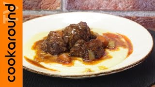 Agnello brasato al vino rosso  Video veloce [upl. by Gan]