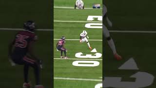 DeVante Parkers Catch Off Ridiculous Bounce 🤯🏈 DeVanteParker Dolphins NFL [upl. by Omrellug]