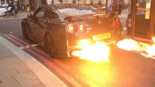 Nissan GTR Nismo EXHAUST FIRE FLAMES SOUND amp ACCELERATIONS 2022  Car Spotting London Supercars [upl. by Kaplan]