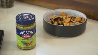 Collezione  Τagliatelle Uovo με μύδια και Pesto Barilla Peperoncino από τον Αλέξανδρο Παπανδρέου [upl. by Aramac]