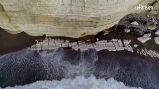 À Étretat la falaise aux suicidés [upl. by Hirst]