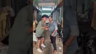 Baggi baggi mein de dungacomedy viralvideo funny [upl. by Liborio380]