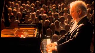 Beethoven Sonata para piano Nº 1 en fa menor Opus 2 Nº 1 Daniel Barenboim piano [upl. by Placeeda]