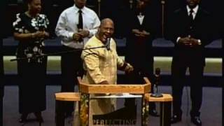 Pastor Marvin L Winans singing A Song of Consecration [upl. by Southard744]