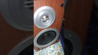 amplificador Akai AMA535  First test [upl. by Accisej802]