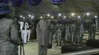 Ron Kenoly Praising God in the Nigerian way [upl. by Ambrosius382]