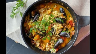 Délicieuses pâtes méditérranéenne  moules et chorizo [upl. by Aserat]