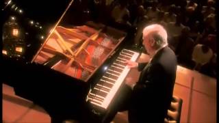 Beethoven  Piano Sonata No 2 in A major  Daniel Barenboim [upl. by Aw]