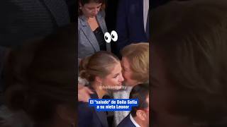 El saludo de felicitación de la Reina Doña Sofía a la Princesa Leonor en los Princesa de Asturias [upl. by Brigitte]