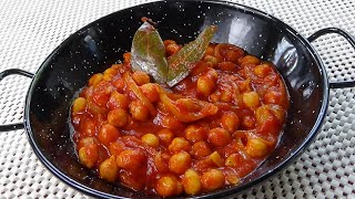 Garbanzos Fritos Con Tomate  Plato Ligero Y Económico [upl. by Naivart213]