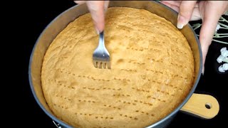 La nonna ha condiviso la sua ricetta per il pan di spagna perfetto Si scioglie in bocca [upl. by Stanwood894]