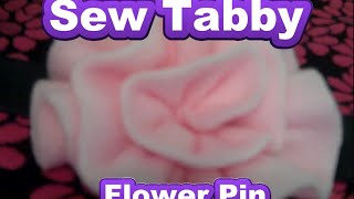 DIY Fleece Flower Pin [upl. by Foscalina]