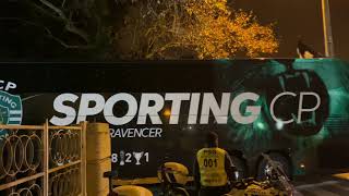 Receção ao autocarro da equipa do Sporting CP no jogo contra a BSAD no Jamor [upl. by Tnerual373]