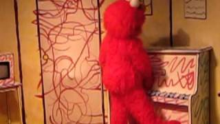 Elmos world song Sesame Place April 30 2011AVI [upl. by Aneetsirhc360]