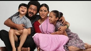 Mokala Shwaas Marathi Movie Review  Neha Gadre Mrunmayee Deshpande HD [upl. by Congdon]