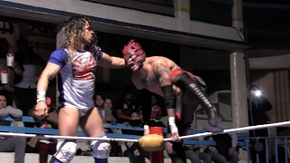 Volador Jr vs Rey Fénix mano a mano inédito en Caralucha 4 Febrero 2017 [upl. by Lemrahc682]