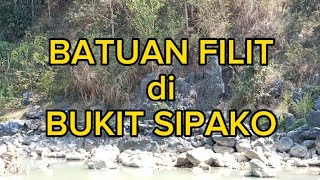 Filit Batuan metamorf dari dasar samudera di Bukit Sipako [upl. by Luelle978]