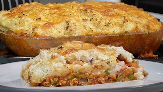 Red lentil Shepherds Pie with a Cauliflower Cheese Mash Crust [upl. by Brest827]