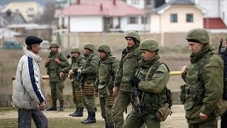 Venti di guerra in Ucraina faccia a faccia i militari russi e ucraini [upl. by Avivah]