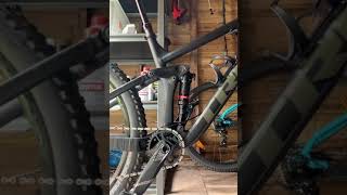 Trek Remedy 8 2020 Rear Suspension Kinematics [upl. by Haskell]