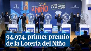 El 94974 primer premio de la Lotería del Niño [upl. by Ybeloc]