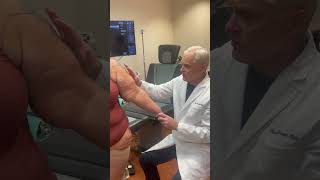 Dr Wright explains and demonstrate how to access Type 4 Lipedema of the arms [upl. by Evreh313]