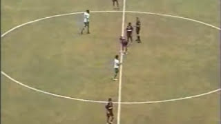 Gol épico Goleiro marca um golaço em partida no Brasil [upl. by Garrot]