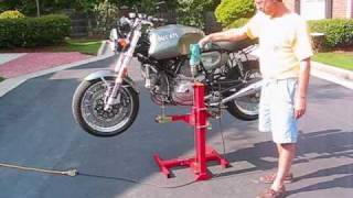 Eazy Rizer motorcycle lift from LiftsandStandscom [upl. by Rodoeht]