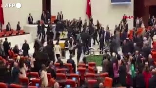 Turchia rissa in Parlamento [upl. by Jeri]