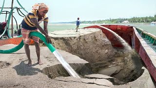 They Are Using a Weird Way to Unload a Ship Full of Sand [upl. by Renner289]