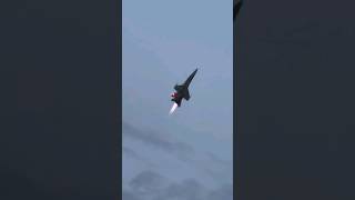 CF18 Minimum Turn Radius Demonstration  Fighter Jet Aerobatics [upl. by Stesha]