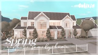 Bloxburg Large Realistic Spring Family Home Exterior  Roblox Speedbuild [upl. by Ahsi]